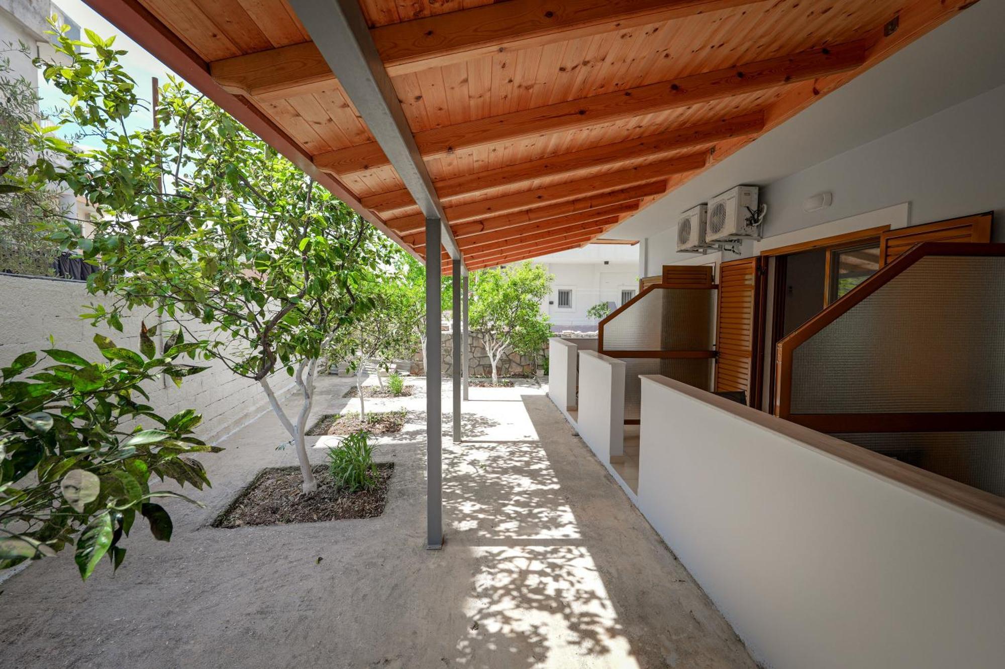 Guest House Moonlight Ksamil Bagian luar foto